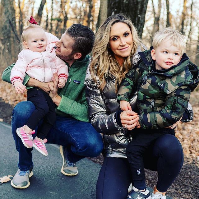 Lara-Trump-with-her-family